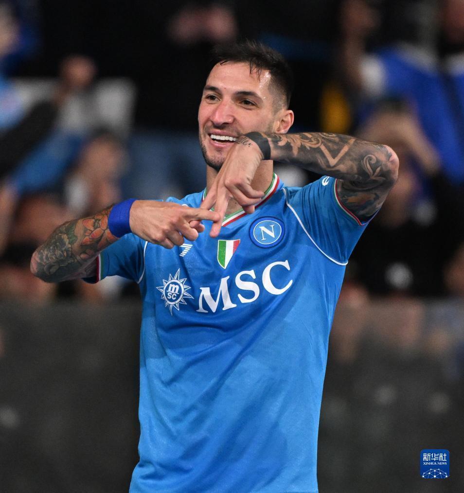 那不勒斯发布备战花絮,加时末段造点机会,德甲任务艰巨,资深球员宣示担当(故国虽大好战必亡忘战必危) 那不勒斯发布备战花絮,加时末段造点机会,德甲任务艰巨,资深球员宣示担当(故国虽大好战必亡忘战必危)