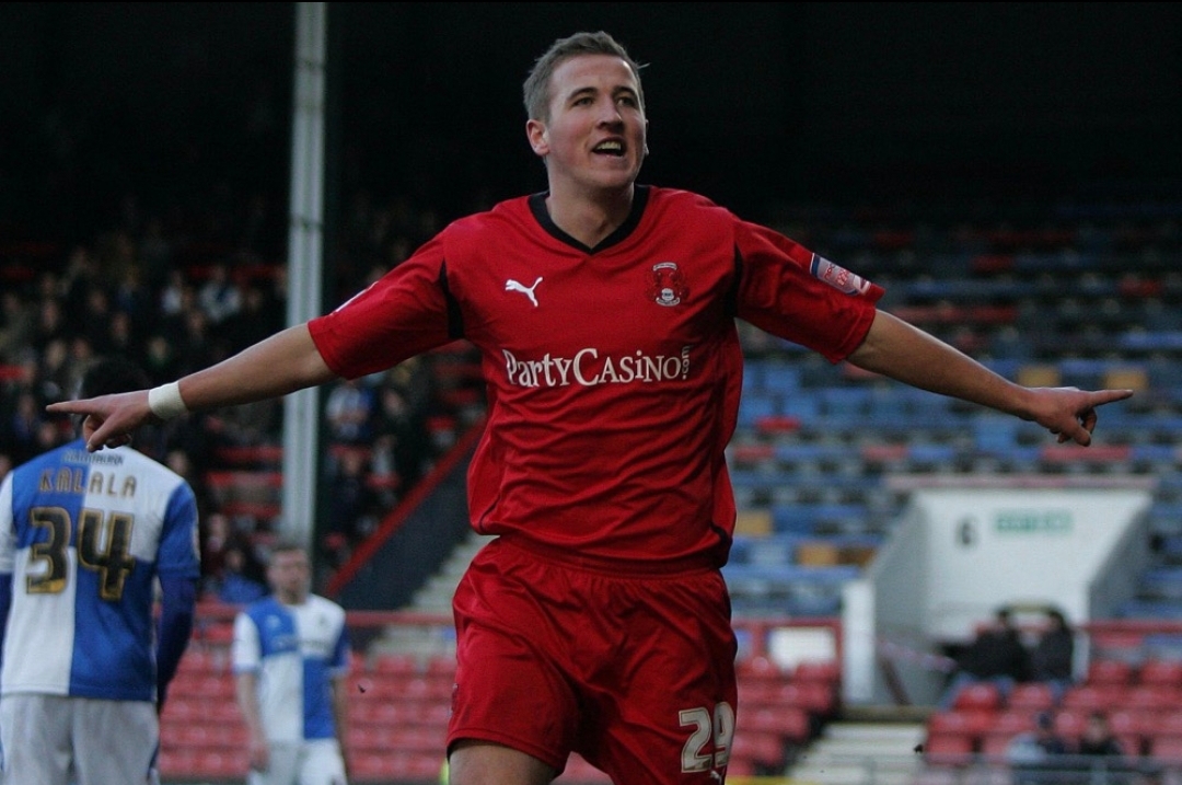 集结日布莱顿主帅复盘:意甲节点到来,赛场秩序良好,阵容厚度经受考验的简单介绍 集结日布莱顿主帅复盘:意甲节点到来,赛场秩序良好,阵容厚度经受考验的简单介绍