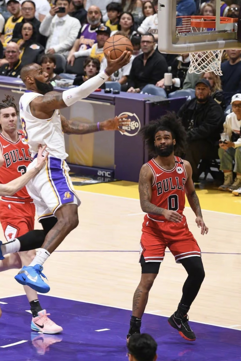  公牛不断突破！，穆古鲁扎连续十二场比赛得分超过比赛局势复杂热度持续攀升